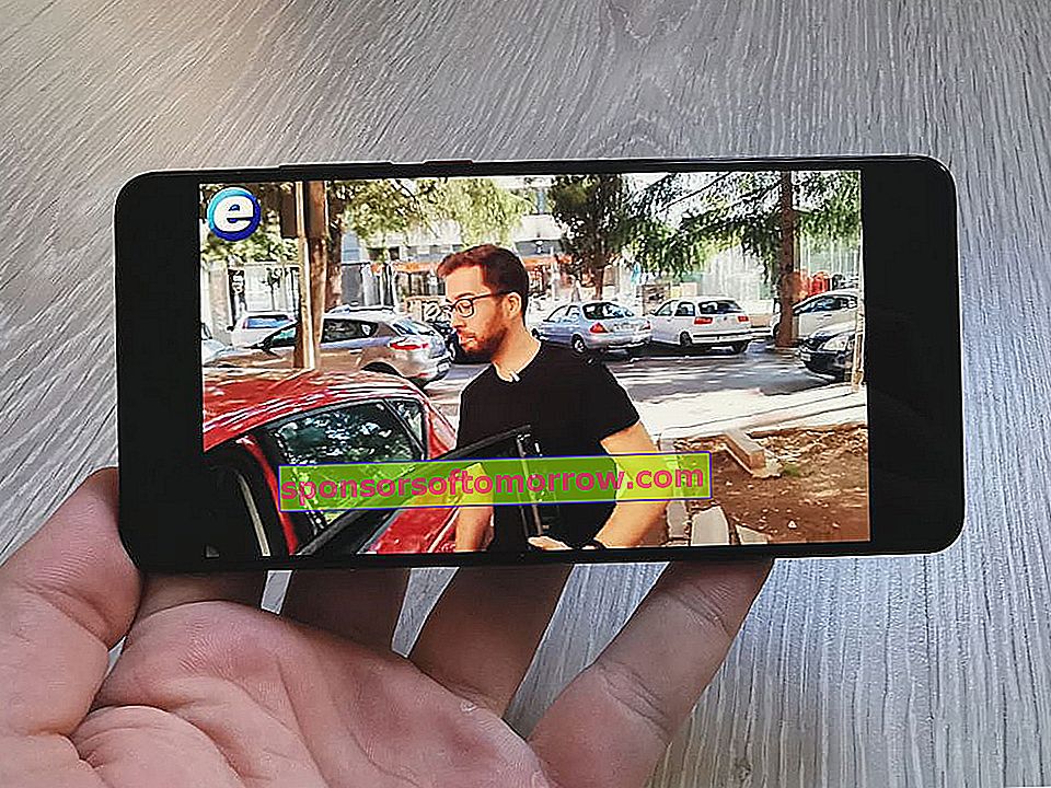 Xiaomi Mi 9T Pro youtube screen
