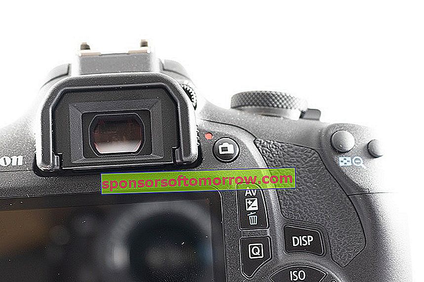 kami telah menguji viewfinder Canon EOS 2000D