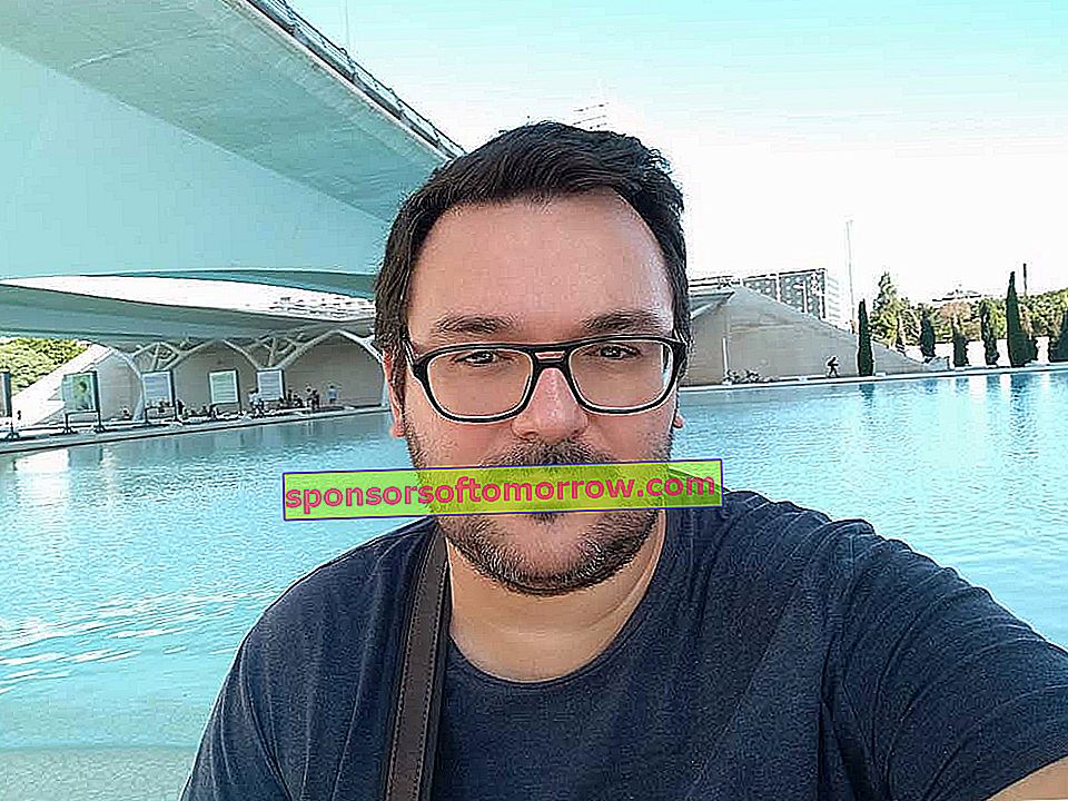 we have tested Xiaomi Mi A3 photo front camera