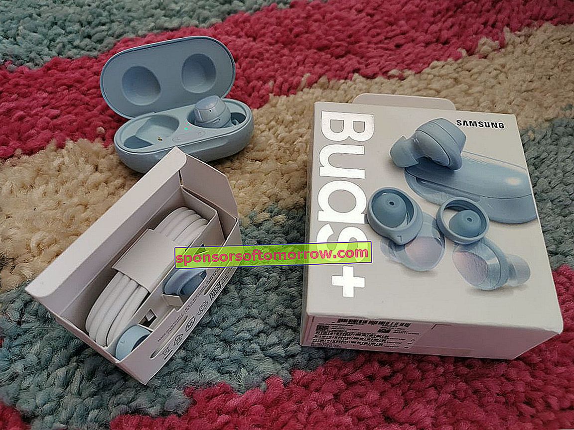 Samsung Galaxy Buds Plus with box and pads