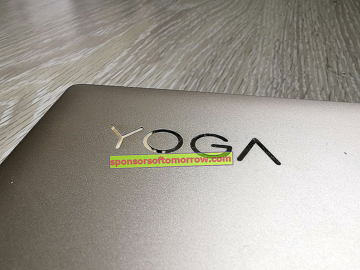 Lenovo Yoga C930 Logo