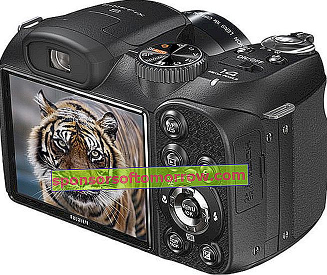 Fujifilm Finepix S4000, appareil photo compact avec zoom ultra long et fonction macro 4
