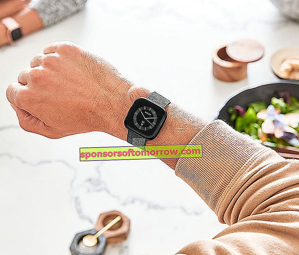 Fitbit Versa 2, eine Smartwatch, die bis zu 50 Meter tauchfähig ist 1