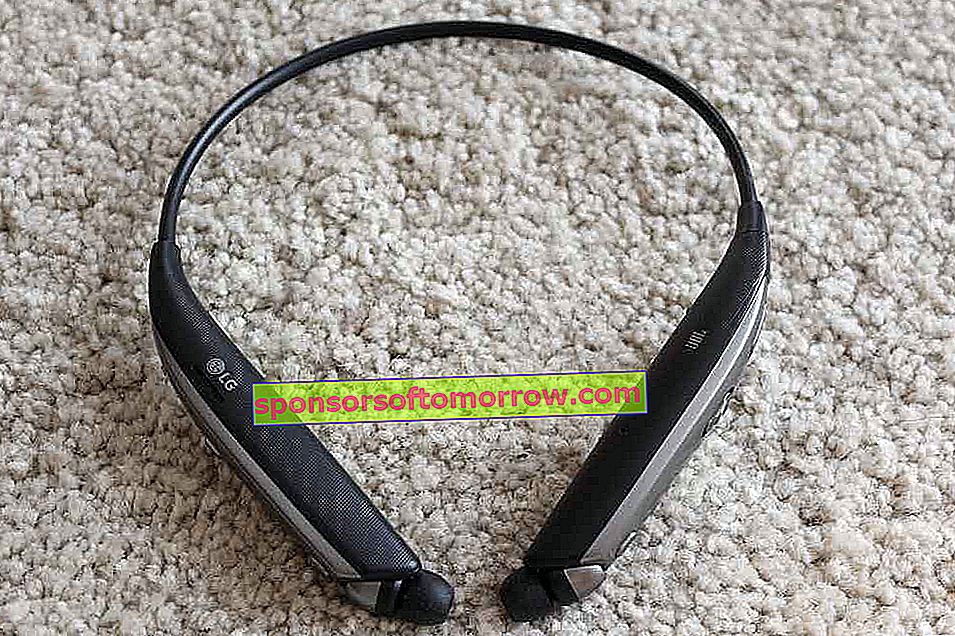 LG HBS820S headphones 04