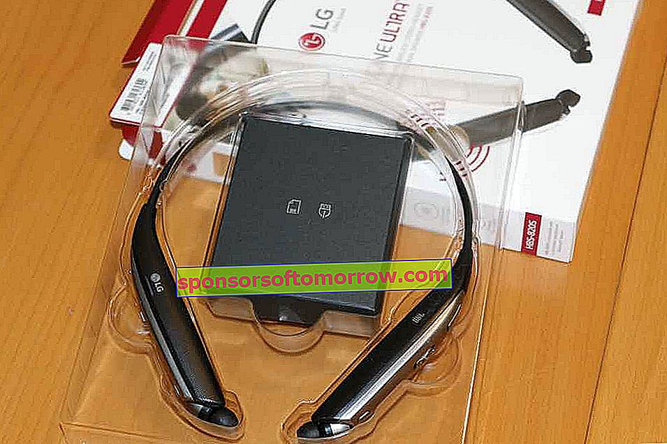 LG HBS-820S, we tested the included legal hands-free Bluetooth headset