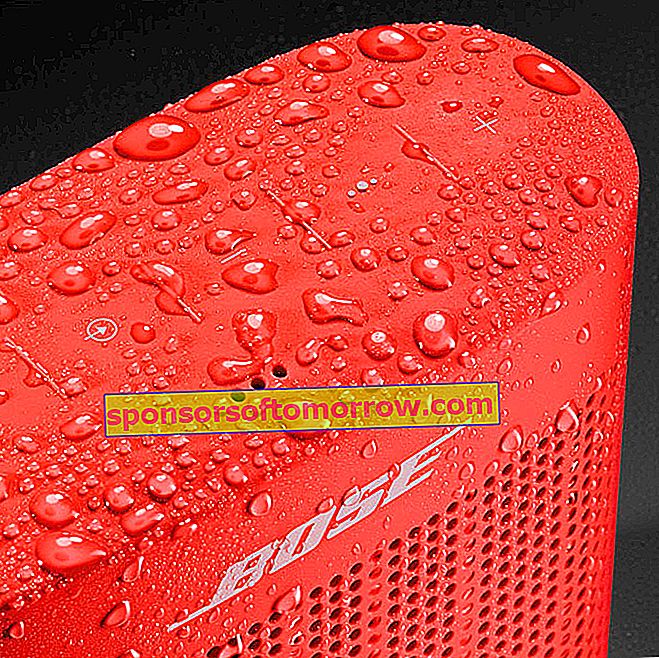thoroughly Bose SoundLink Color II waterproof