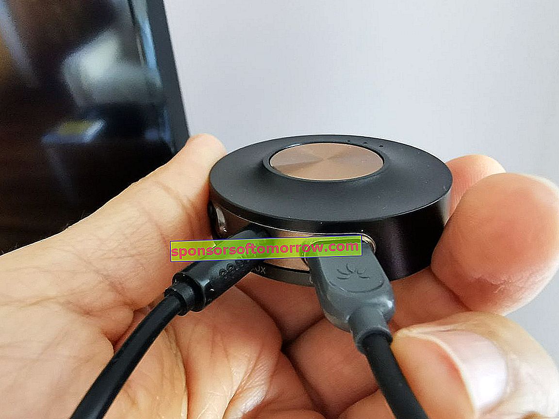 How to connect a wireless headset to an old TV without Bluetooth 2