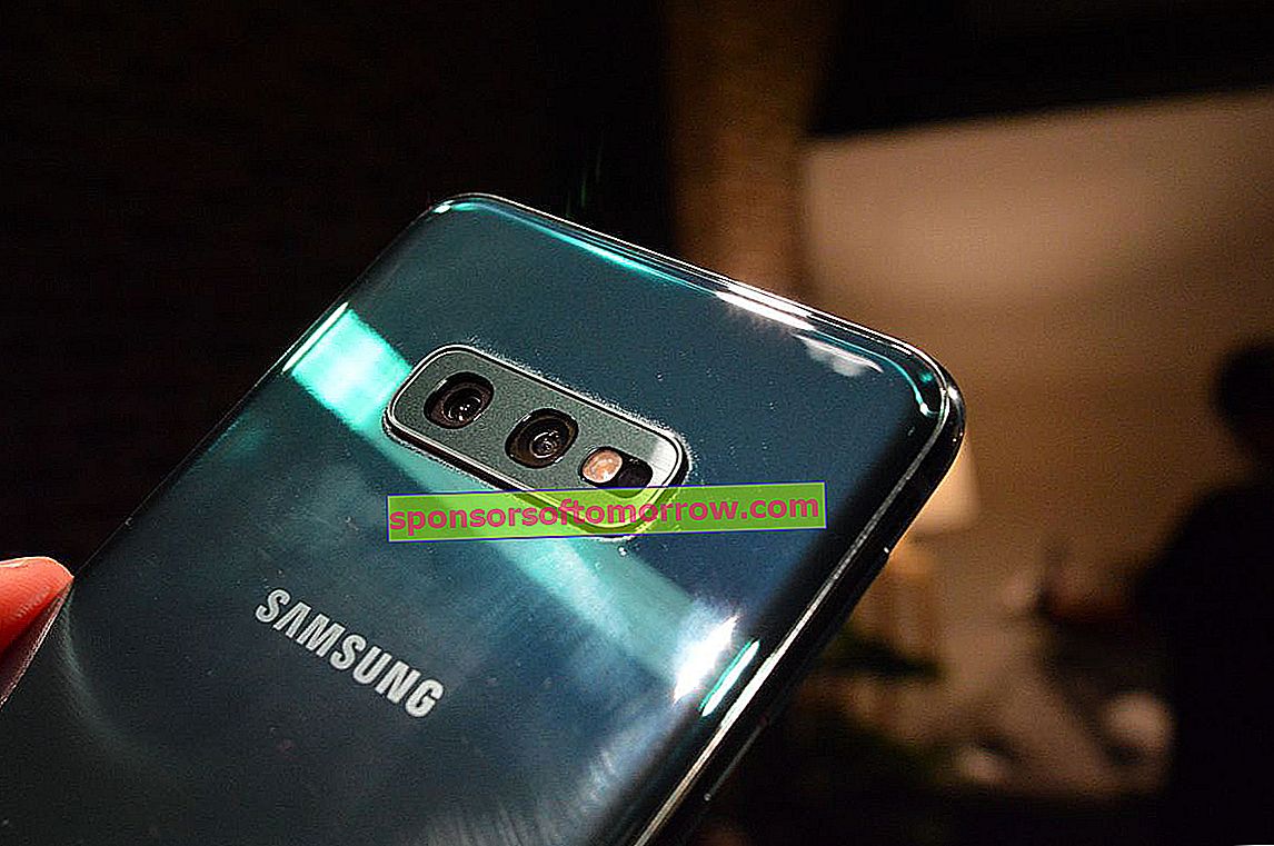 Kamera Samsung Galaxy S10 +, S10 atau S10e S10e