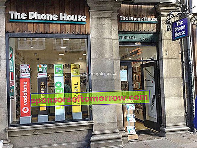 Samsung Galaxy S7, S7 edge или A5 2017 в продаже в The Phone House 