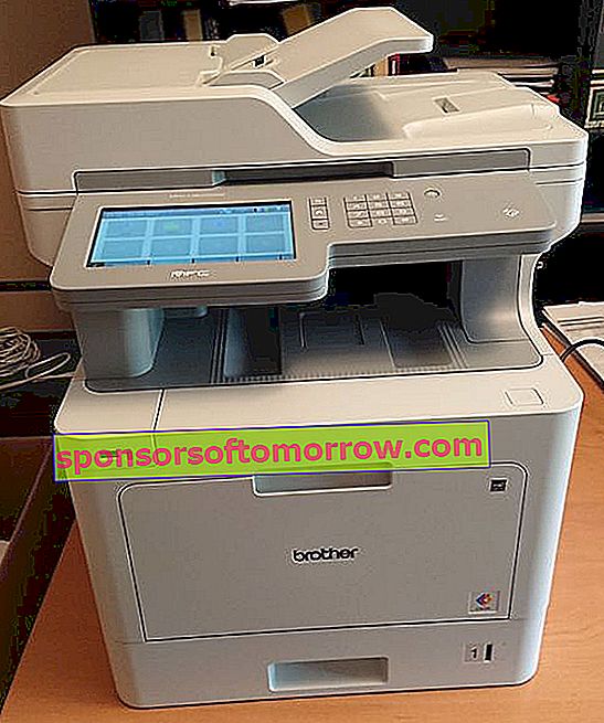 Brother MFC-L9570CDW avant