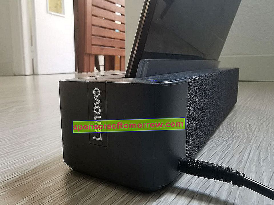 Perincian asas pembesar suara Lenovo Smart Tab P10