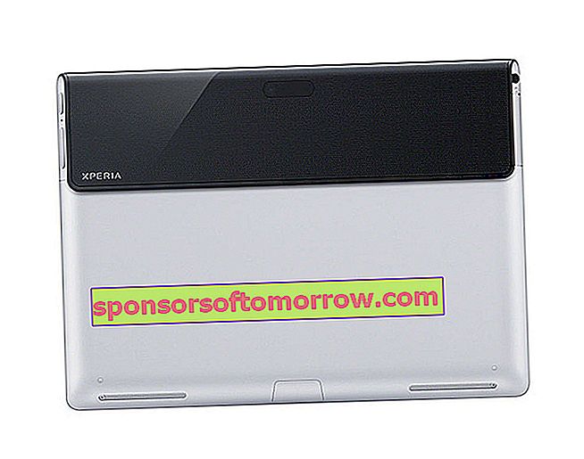 Sony Xperia Tablet S.