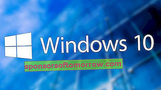 How to split your Windows 10 screen into 2 or 4 application windows