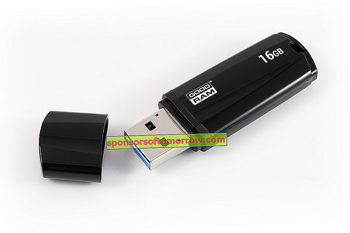 How to protect a pendrive with a password