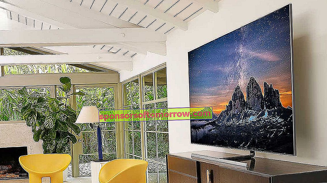 in depth Samsung QLED Q80R Smart TV